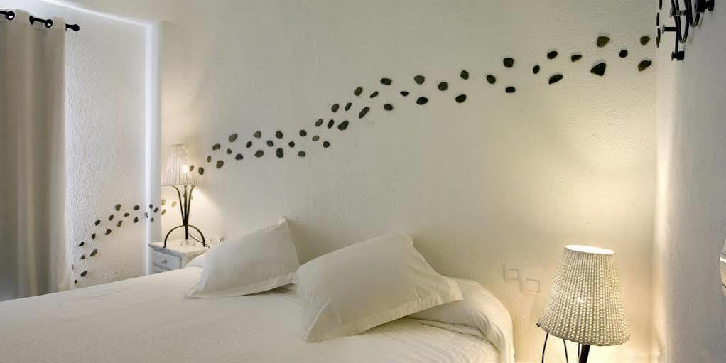 Hotel Cala Joncols Roses Esterno foto